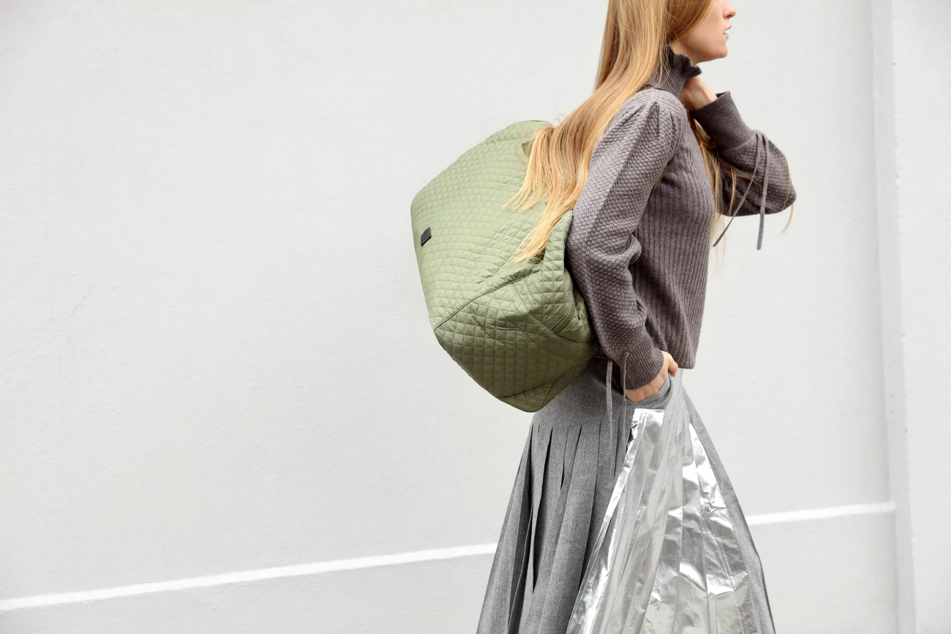 Ella ECONYL® Vegan Weekender | Olive