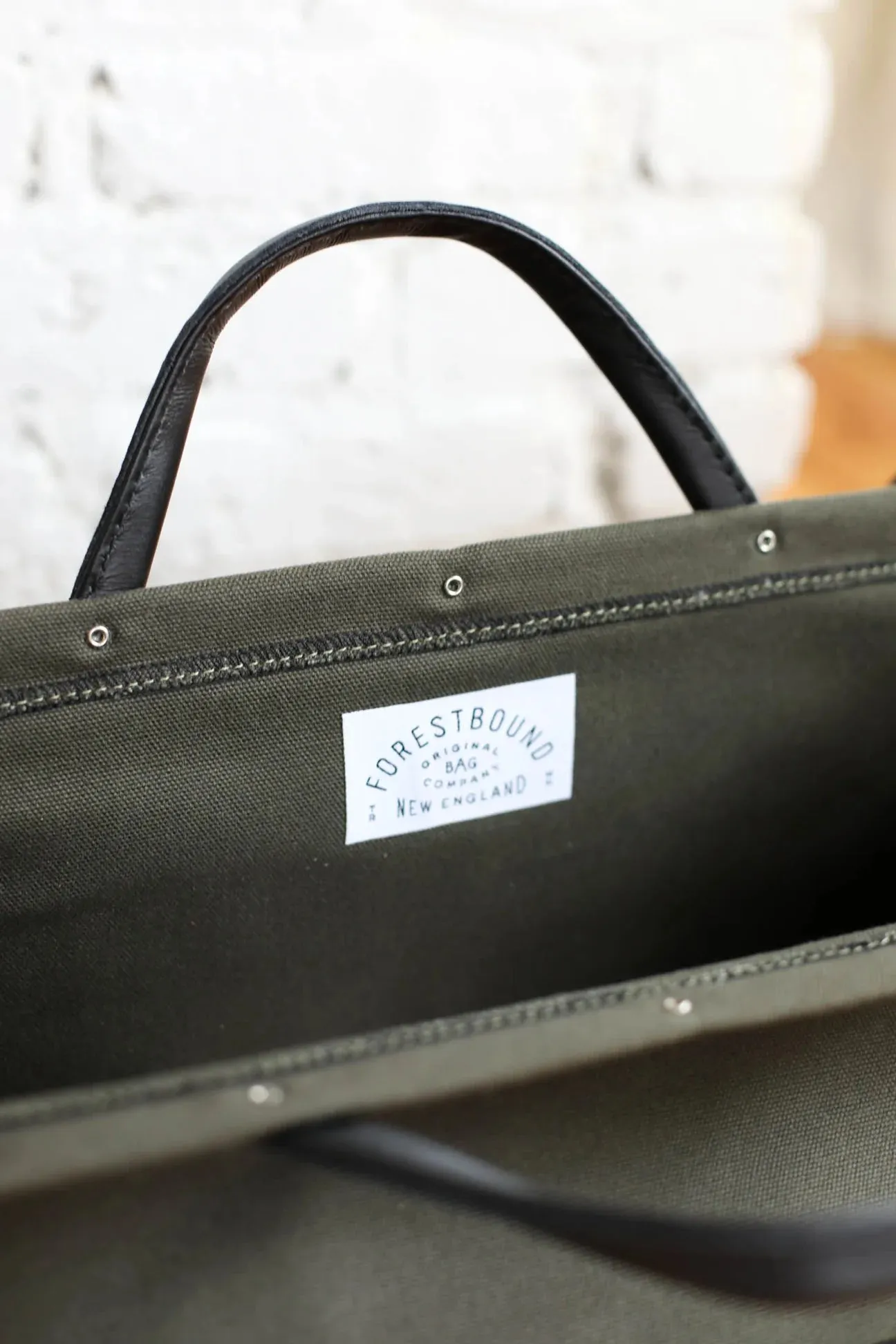 ESCAPE | HOLDALL BAG | OLIVE CANVAS