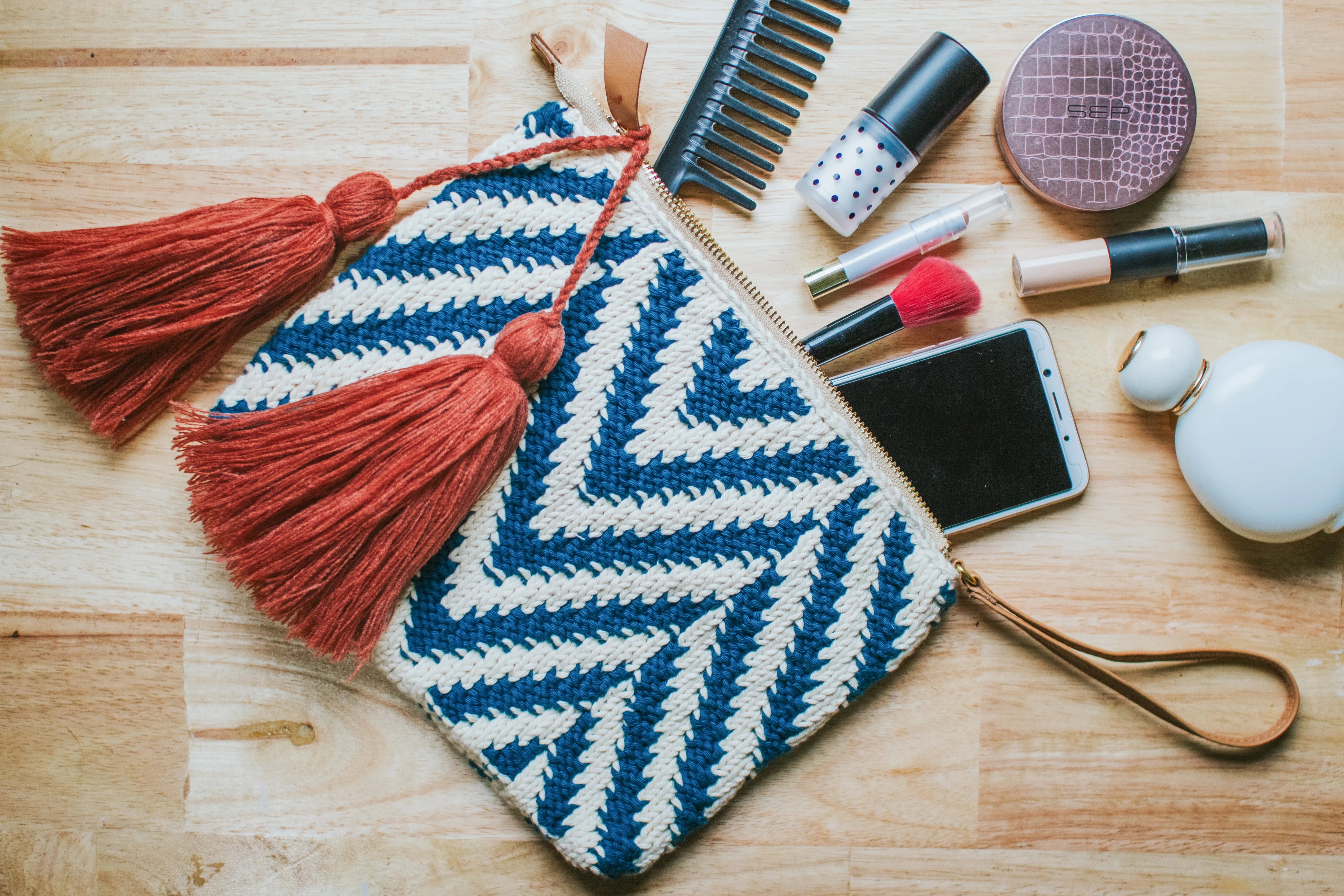 Handknit Cotton Clutch