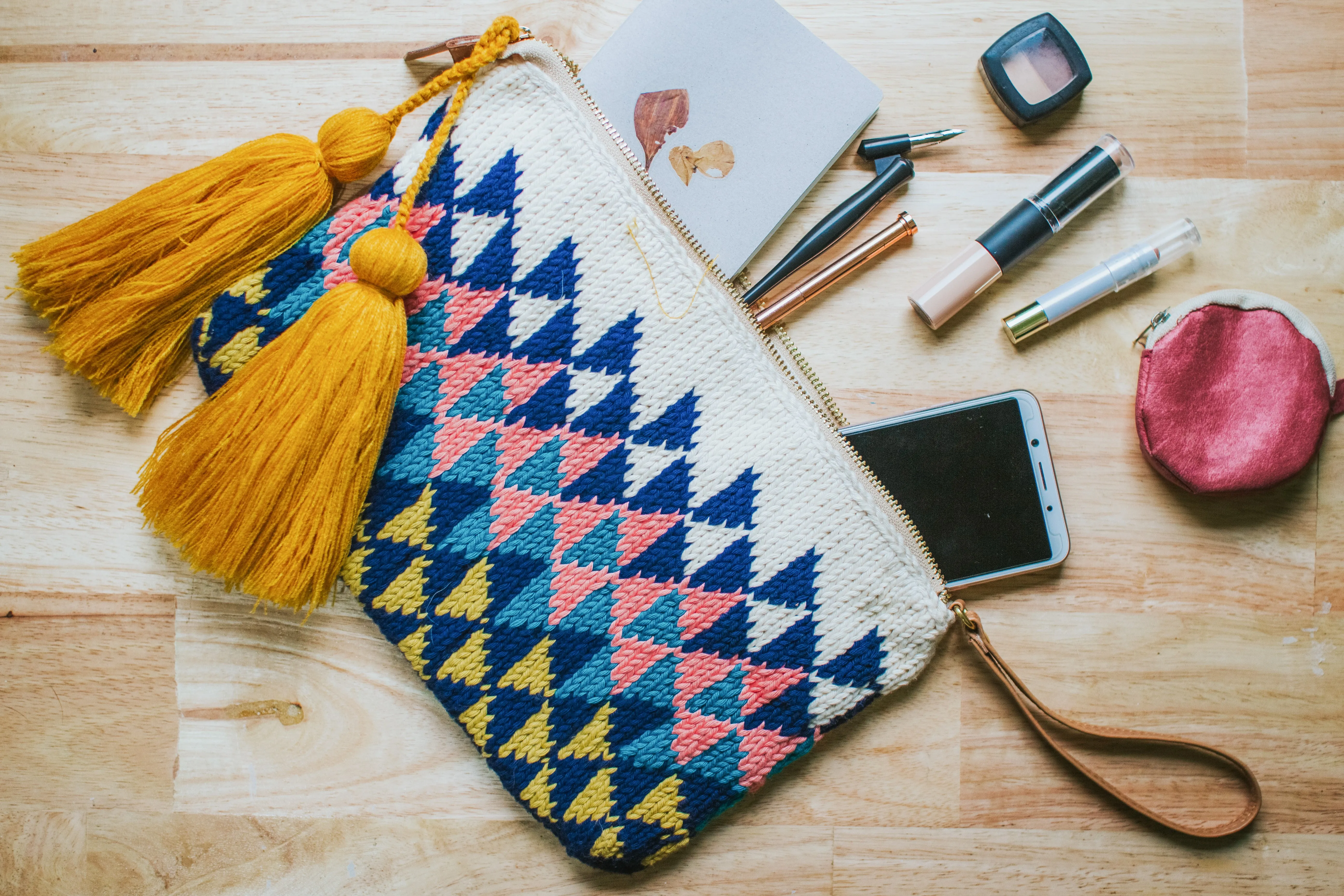 Handknit Cotton Clutch