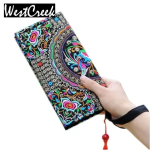 NEW 2017 Wristlet Women Handbag Purse Elegant Handmade Day Clutch Bag National Retro Embroidered Bag with Floral Design