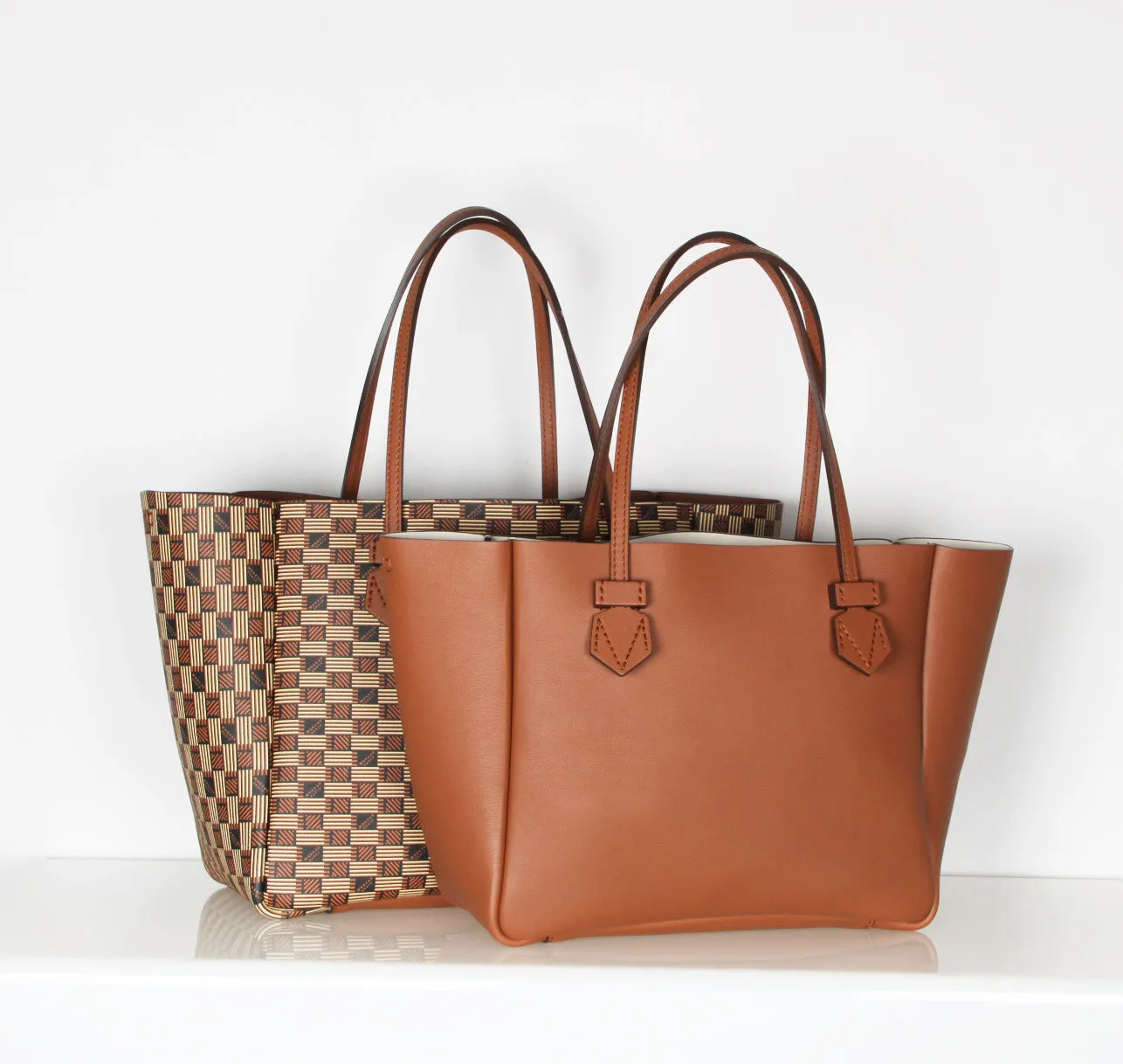 Vincennes PM Reversible Tote, Fauve